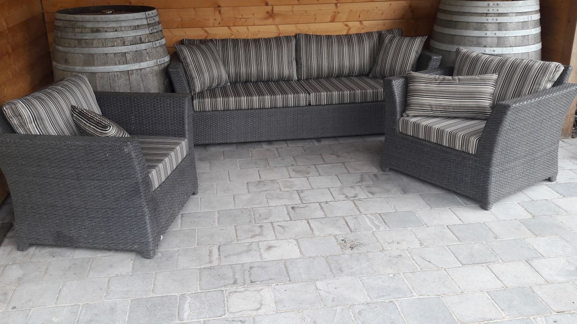 Kussens op maat, maatkussens, loungekussens DD&B outdoor living